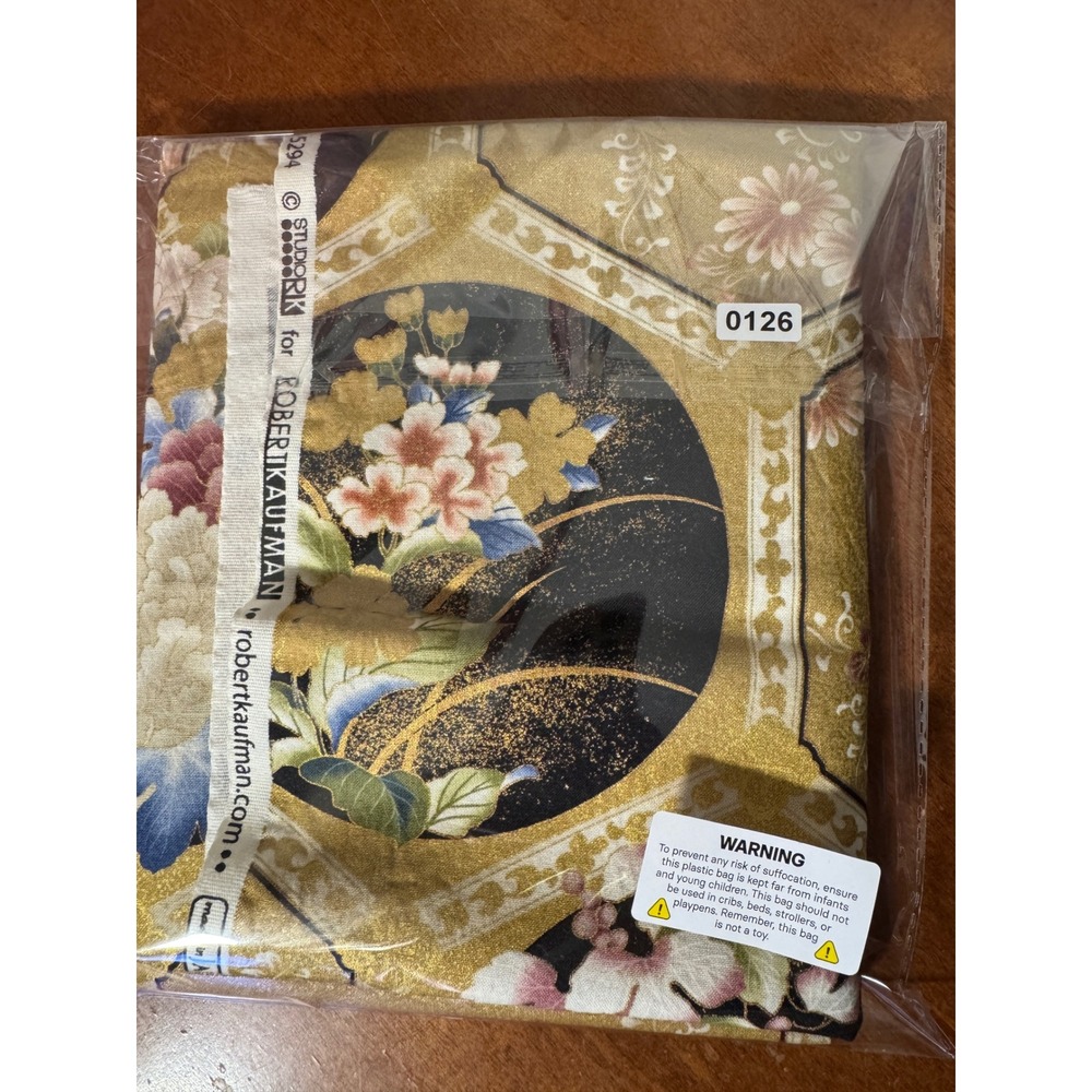 Robert Kaufman Imperial Collection Fabric 42x34 Gold Metallic Japanese Floral - Picture 6 of 6